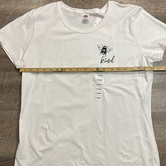 Bee 🐝 Kind white cotton graphic short sleeve crewneck T-shirt XL - Picture 6 of 6